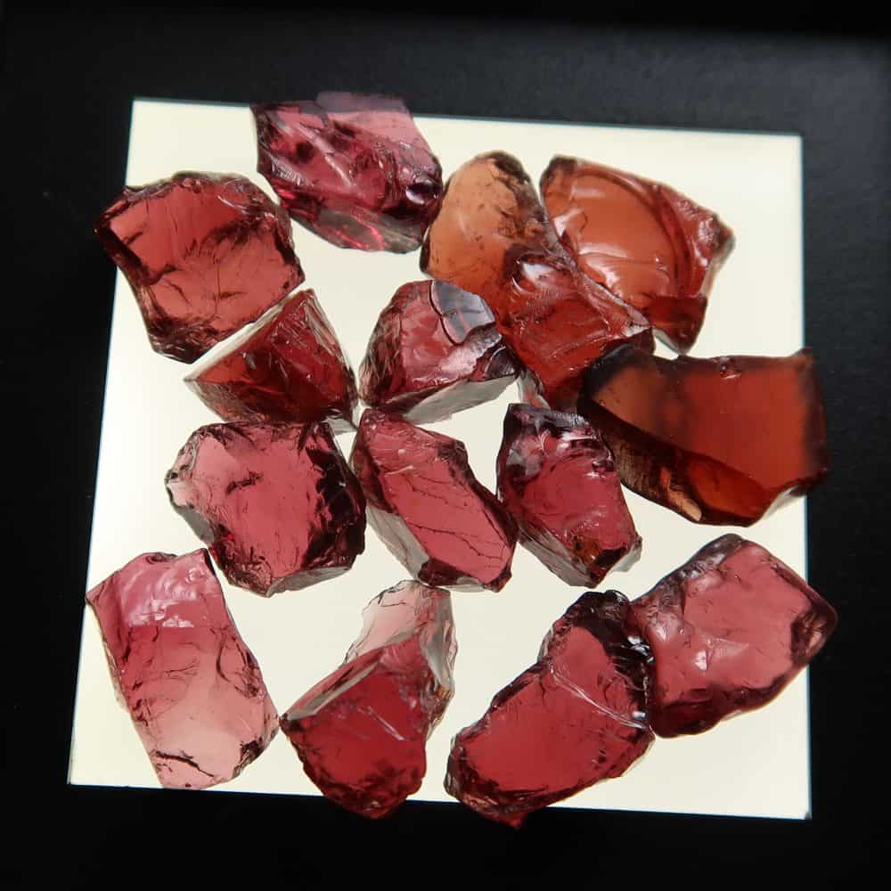 garnet crystals (almandine/pyrope)