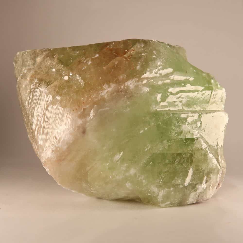 calcite specimens / rough (green)