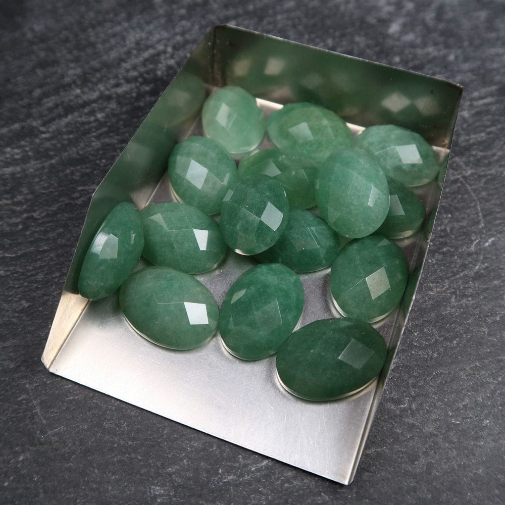 rose cut green aventurine oval cabochons for jewellery making 6