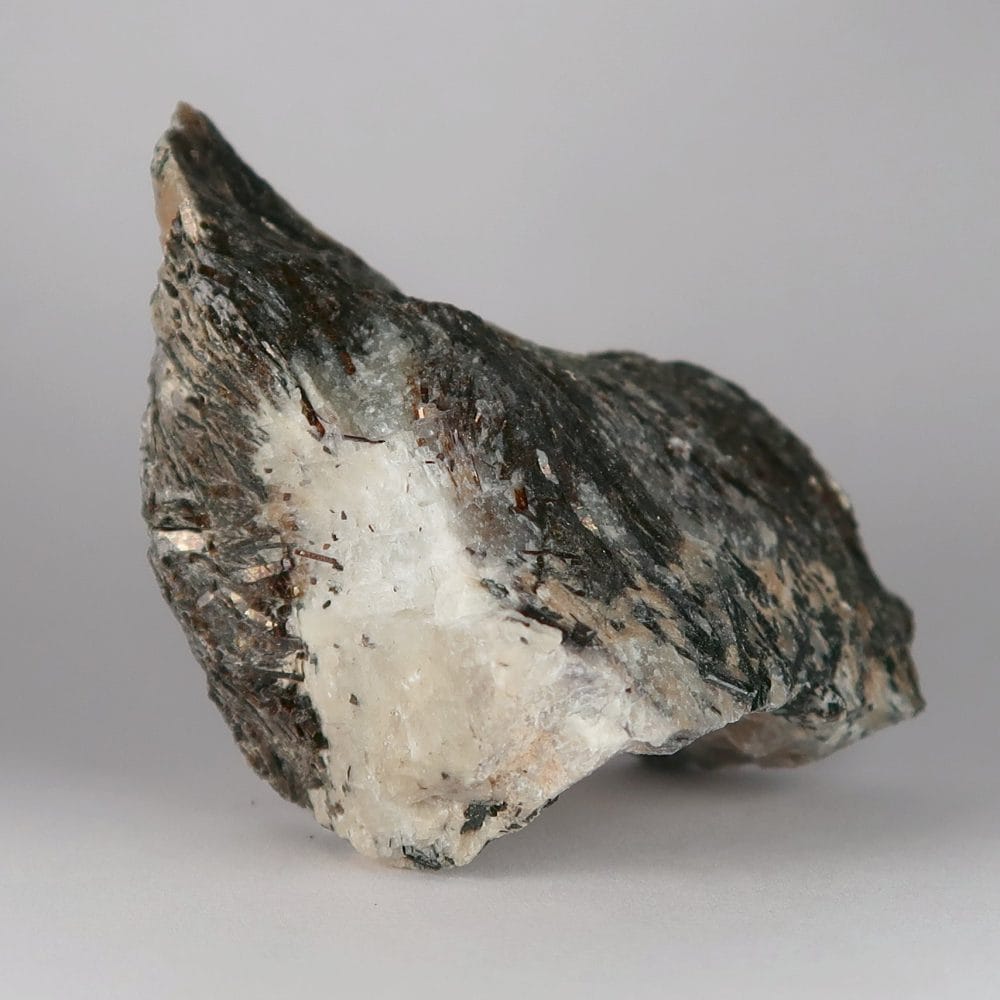 astrophyllite specimens
