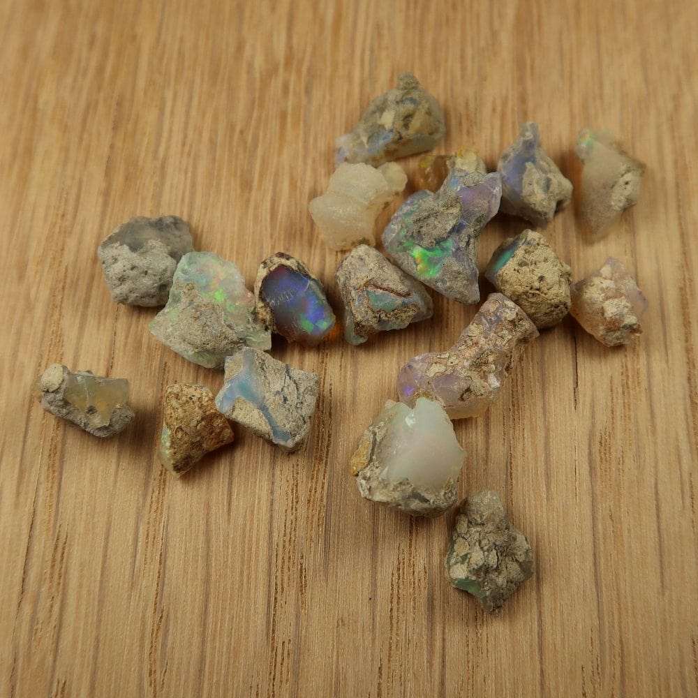 opal specimens / rough (ethiopian)