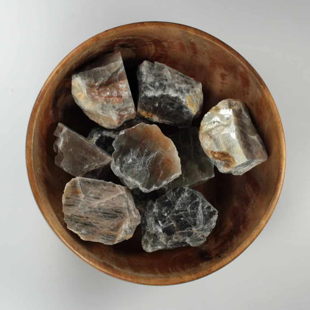 moonstone specimens / rough (black)