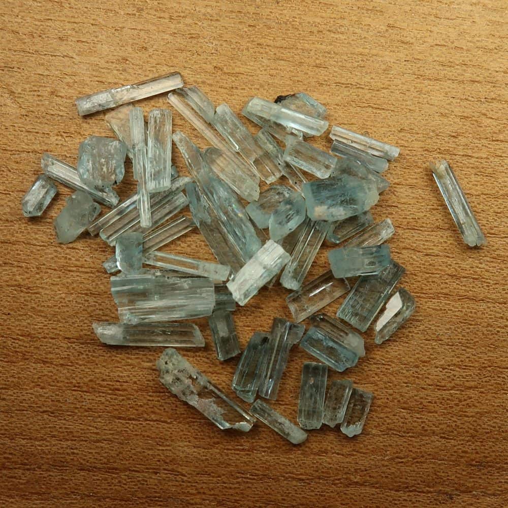 aquamarine crystal specimens from vietnam 1 3