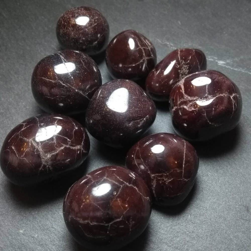Star Garnet tumblestones