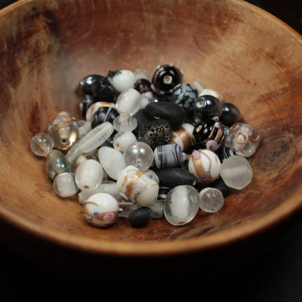 Black and White Glass Bead Mix