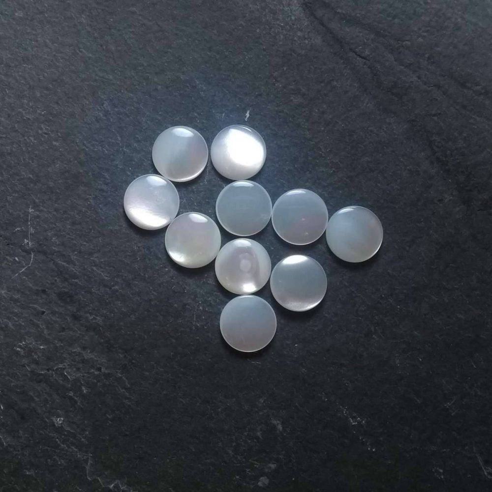 mother of pearl cabochons