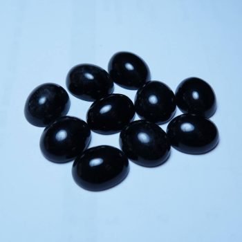 onyx cabochons (black)