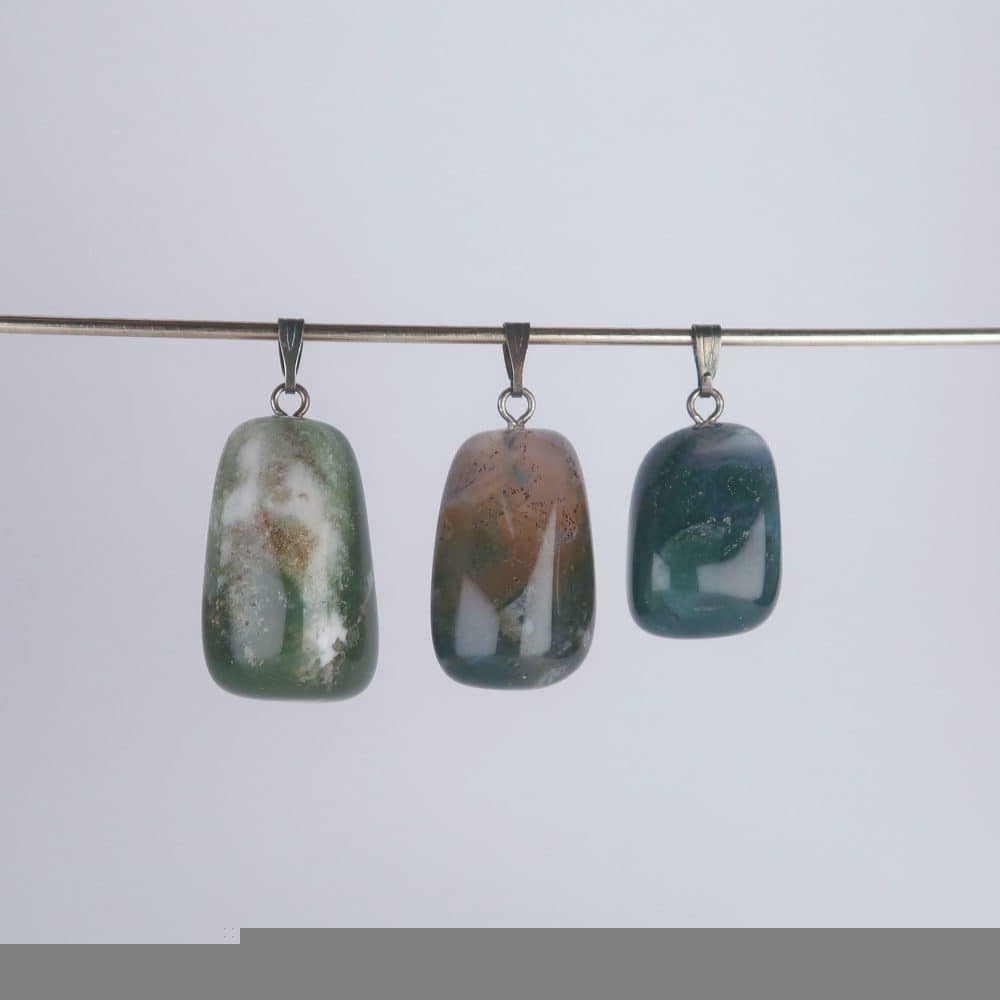 agate pendants (green moss)