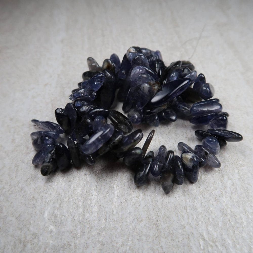 Iolite Long Chip Beads For Jewellery Making (1)