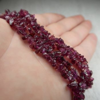 Red Garnet Chip Bead Strands For Jewellery Makers (1)