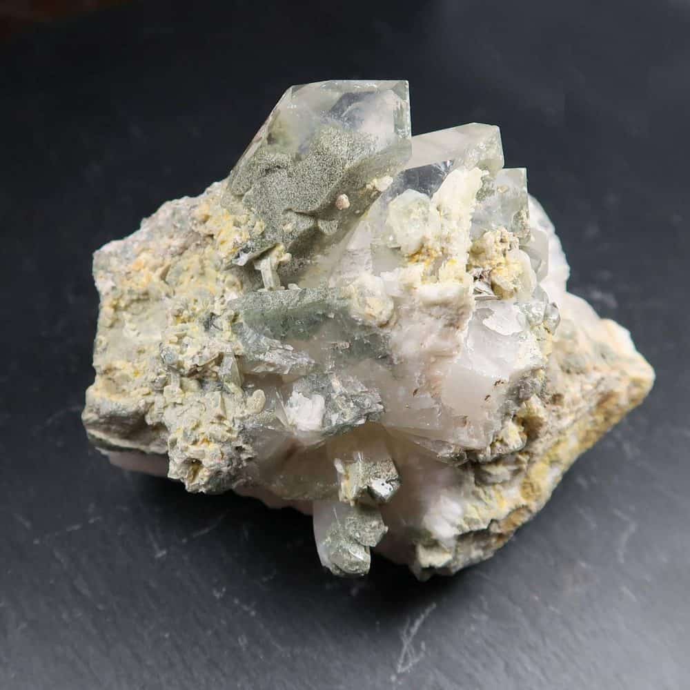 Quartz With Chlorite Inclusions From Pakistan (4)