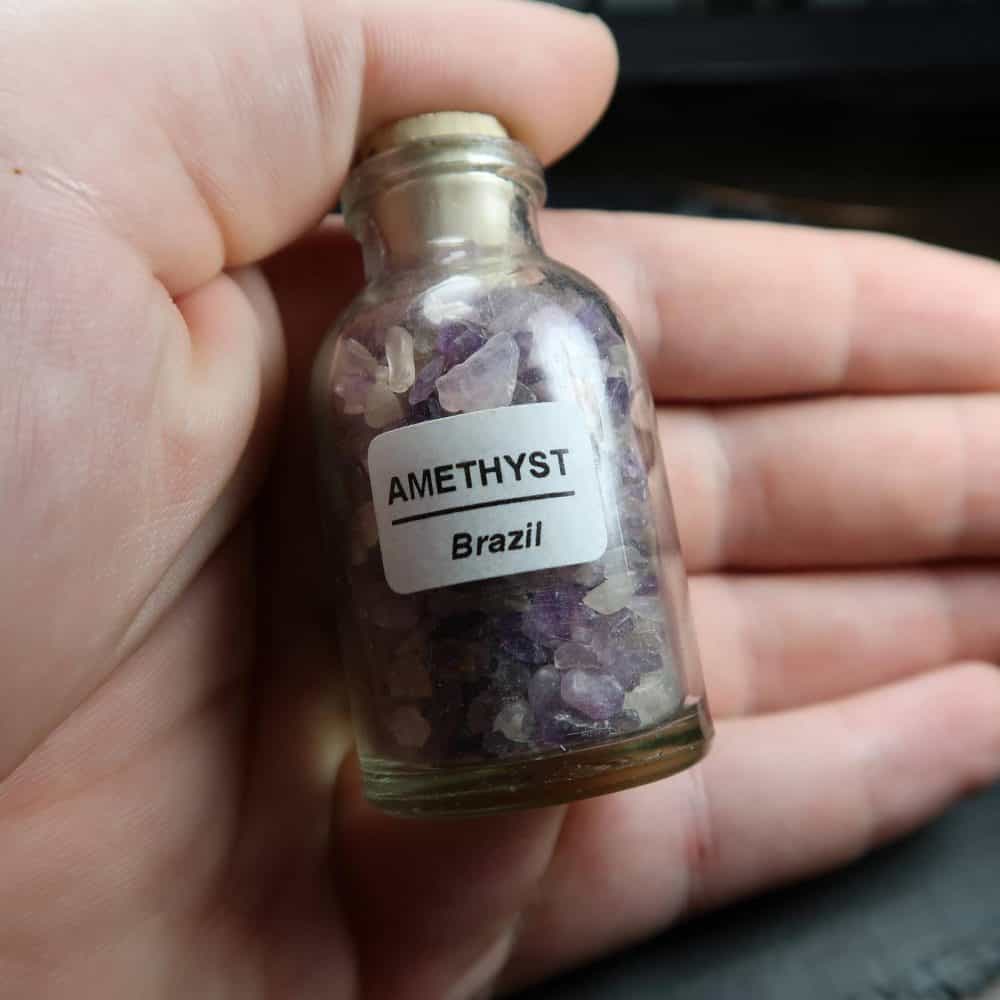 Amethyst Chips In Bottle (4)