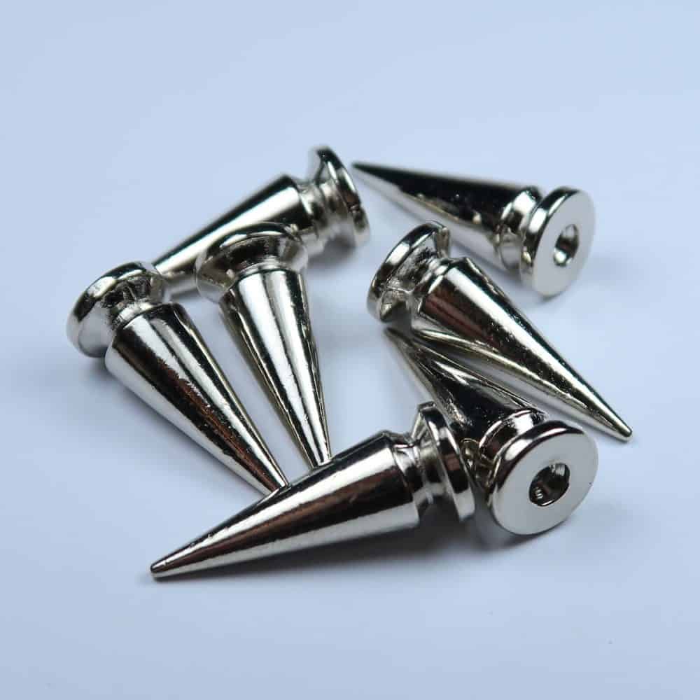 spiked metal studs with screw fittings 2
