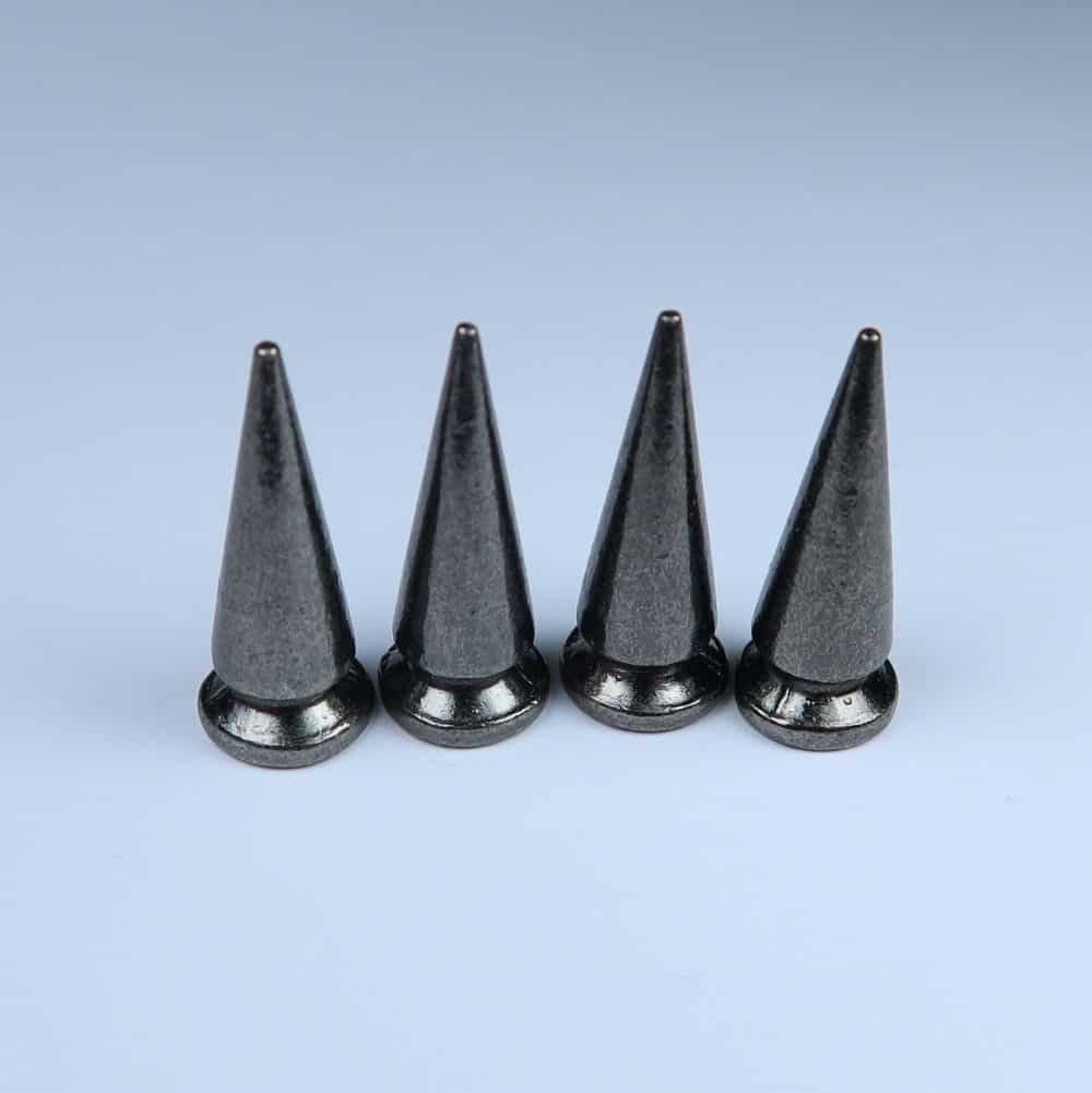 spiked metal studs with screw fittings 4