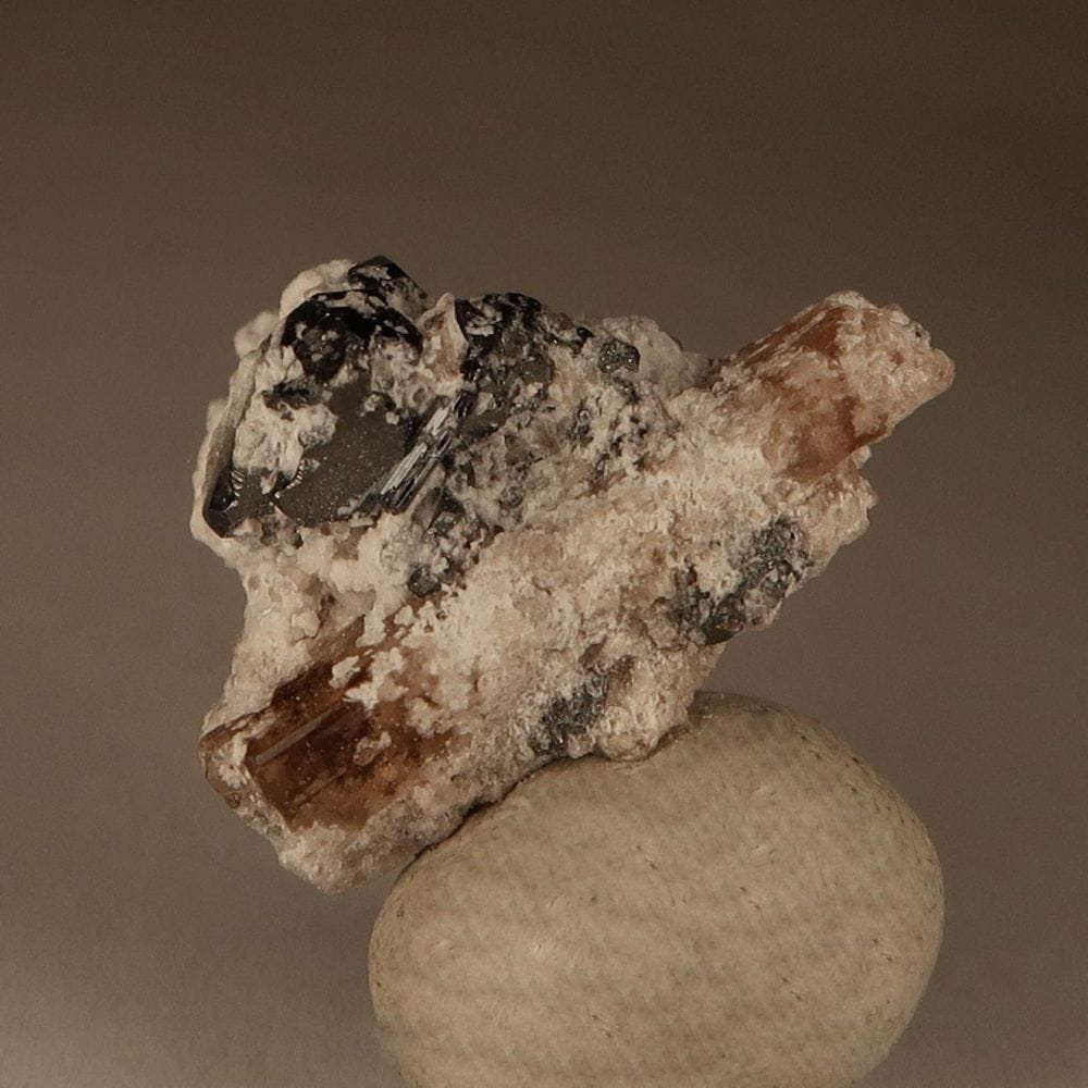topaz crystals with bixbyite