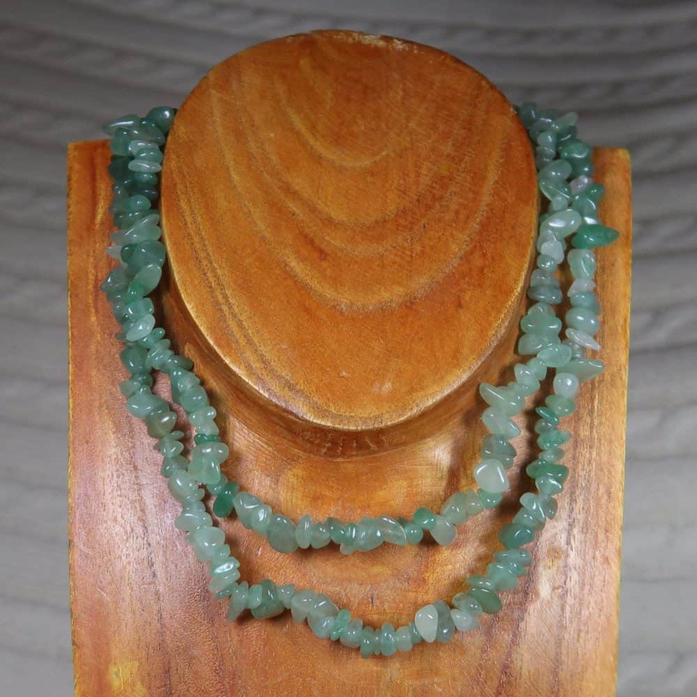 green aventurine gemstone chip bead necklace 3