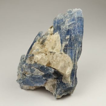 blue kyanite in quartz specimens (13)