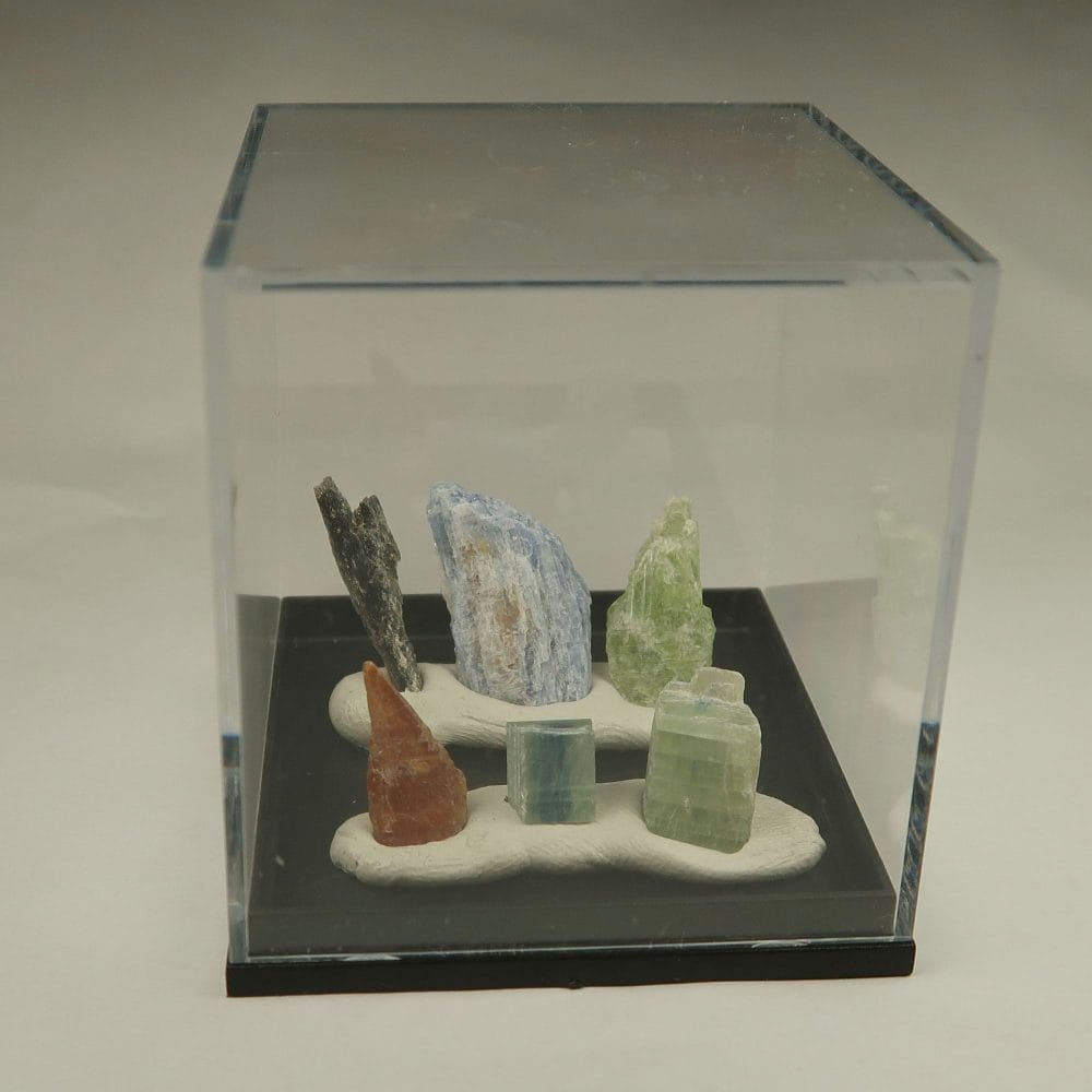 kyanite crystal sets