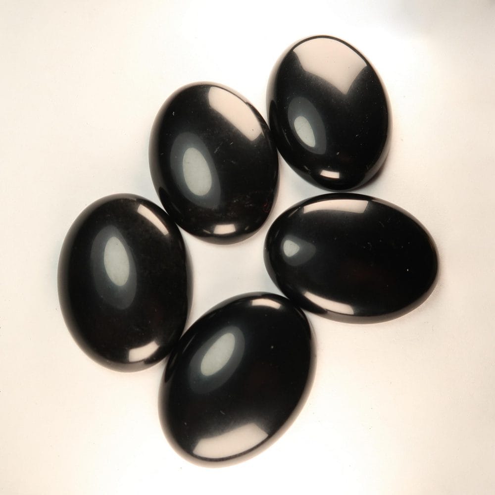 obsidian cabochons (black)