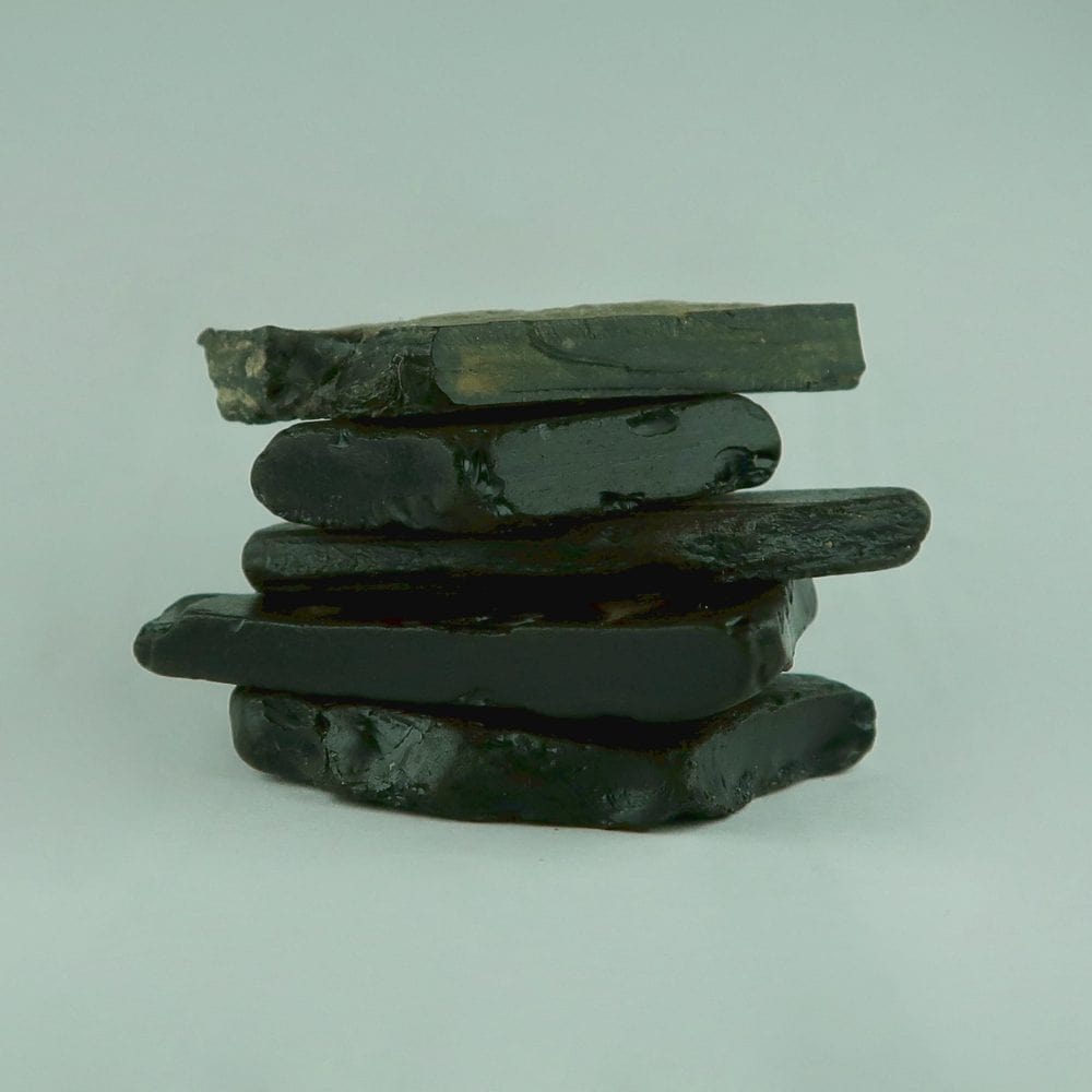 whitby jet for lapidary