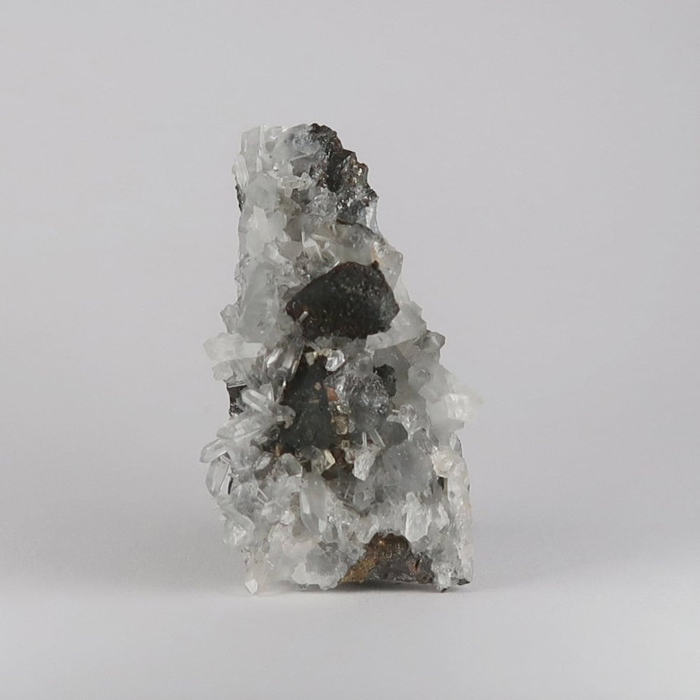 chalcopyrite and quartz from huarón mining district, peru