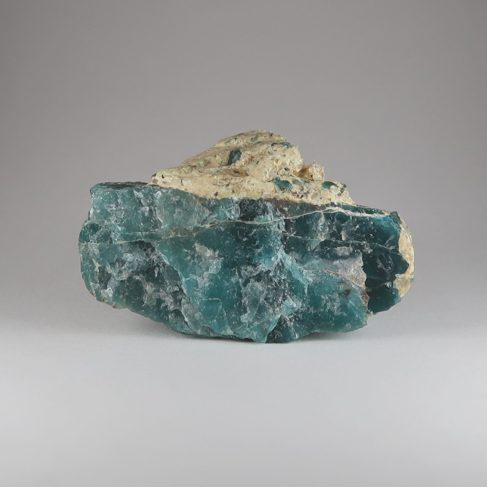 apatite from ipirá complex, brazil