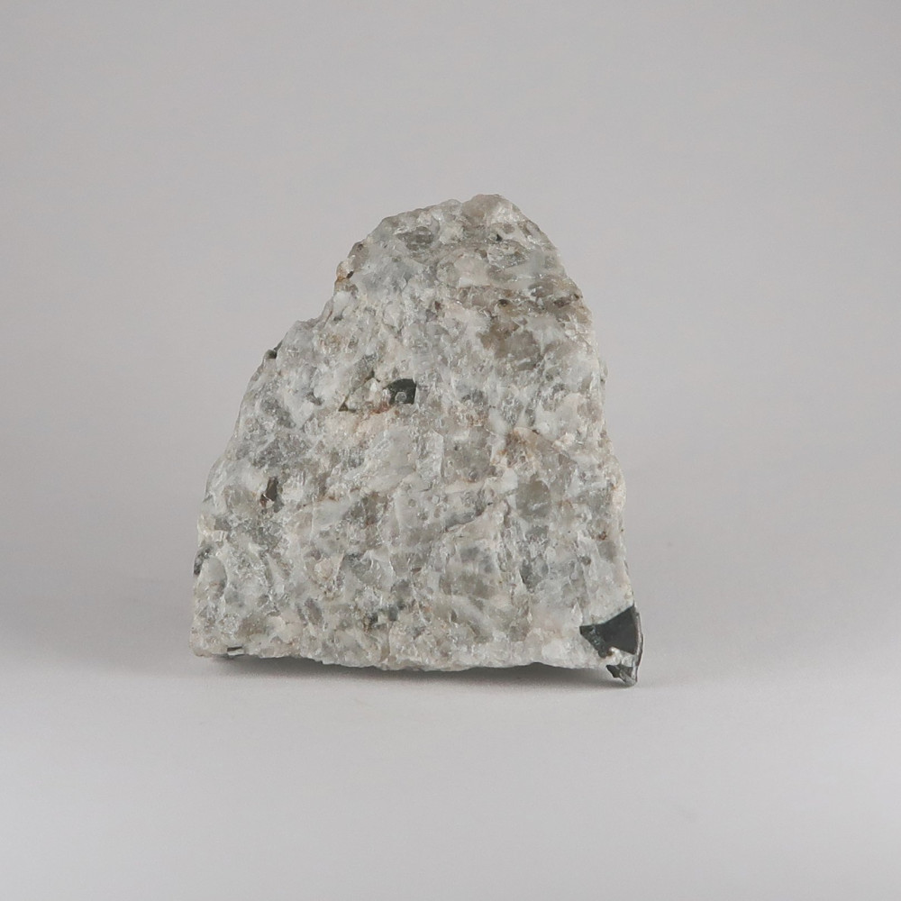 hackmanite from mont saint hilaire, canada