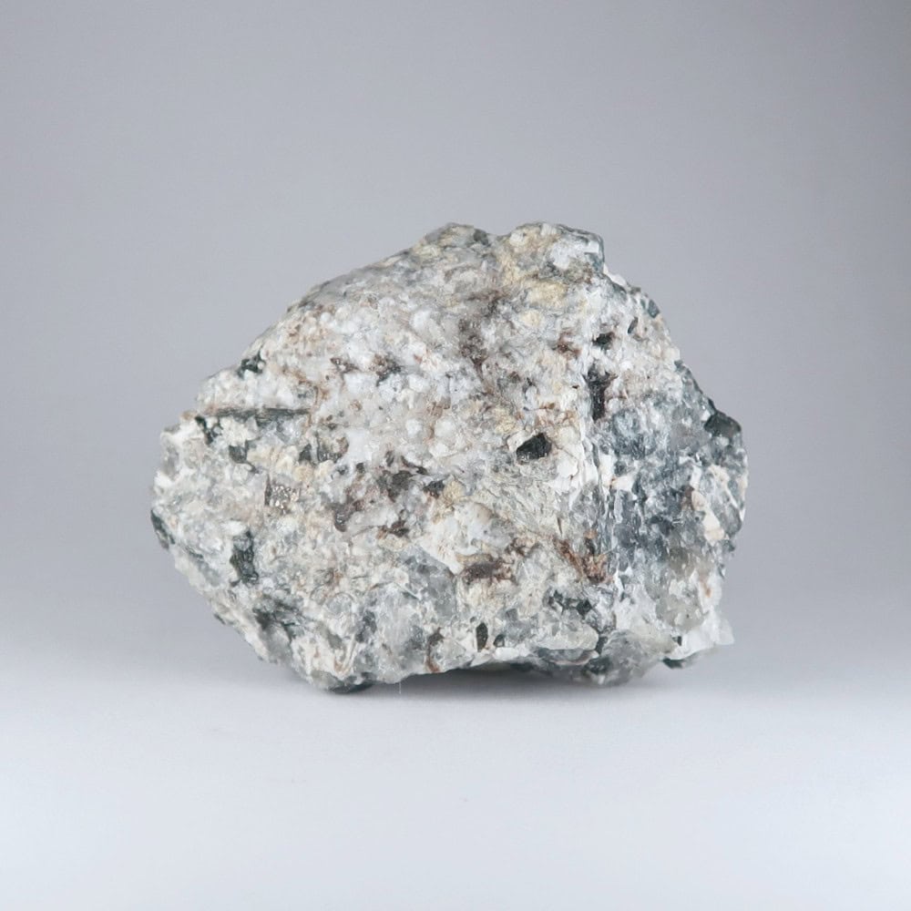 hackmanite from mont saint hilaire, canada