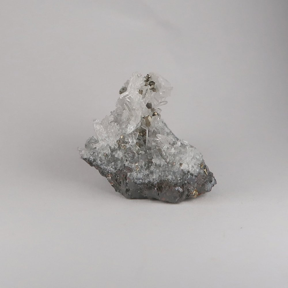 pyrite and quartz from huarón mining district, peru 9