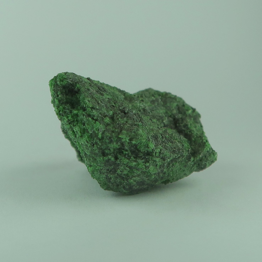 chrome diopside from gusdal olivine pit, norway