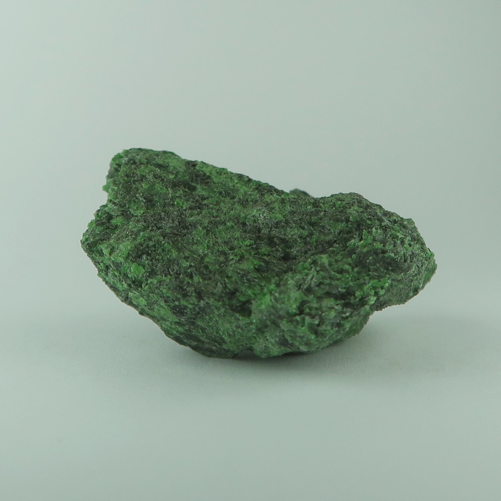 chrome diopside from gusdal olivine pit, norway