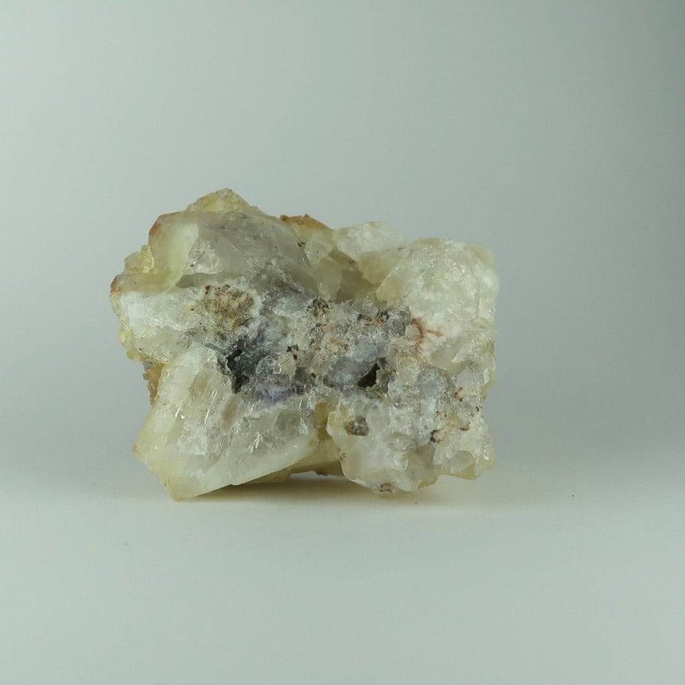 hemimorphite on fluorite from wapping mine, uk