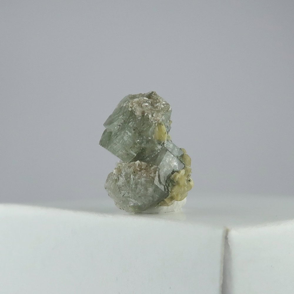 fluorapatite from panasqueira mines, portugal