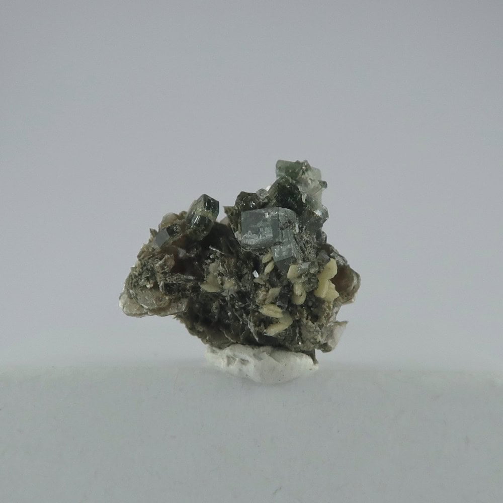 fluorapatite from panasqueira mines, portugal