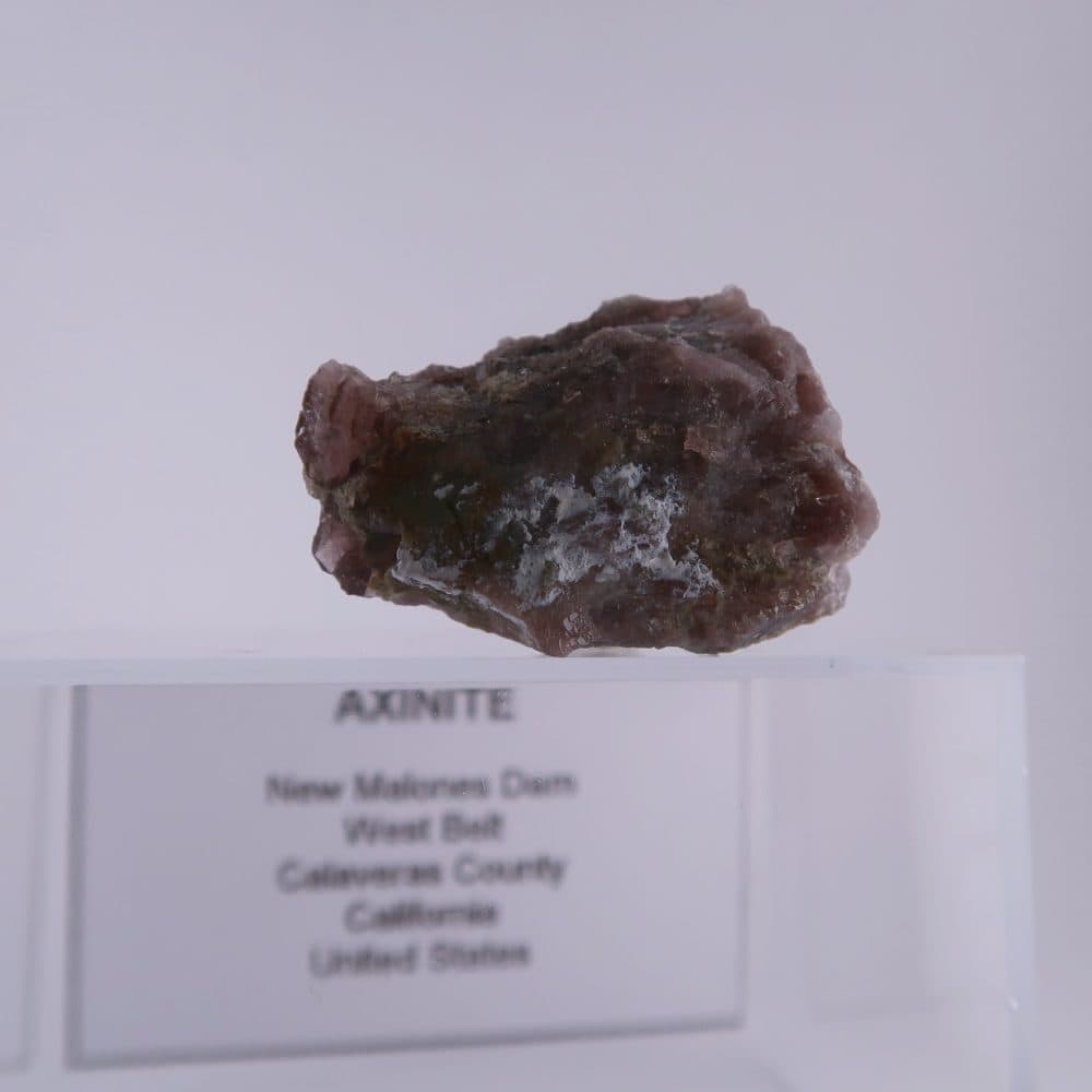 axinite from new malones dam, usa