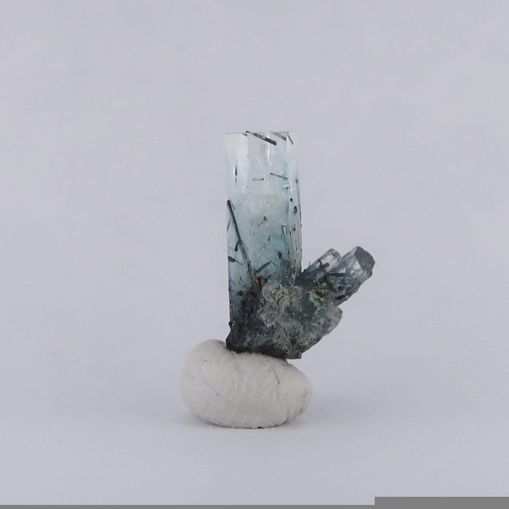 aquamarine and tourmaline specimens from pakistan 4