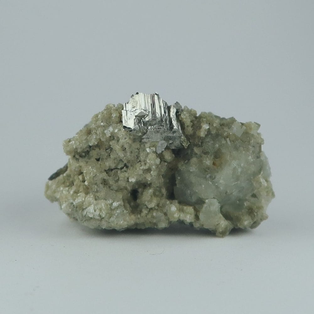 fluorapatite from panasqueira mines, covilhã, portugal 4