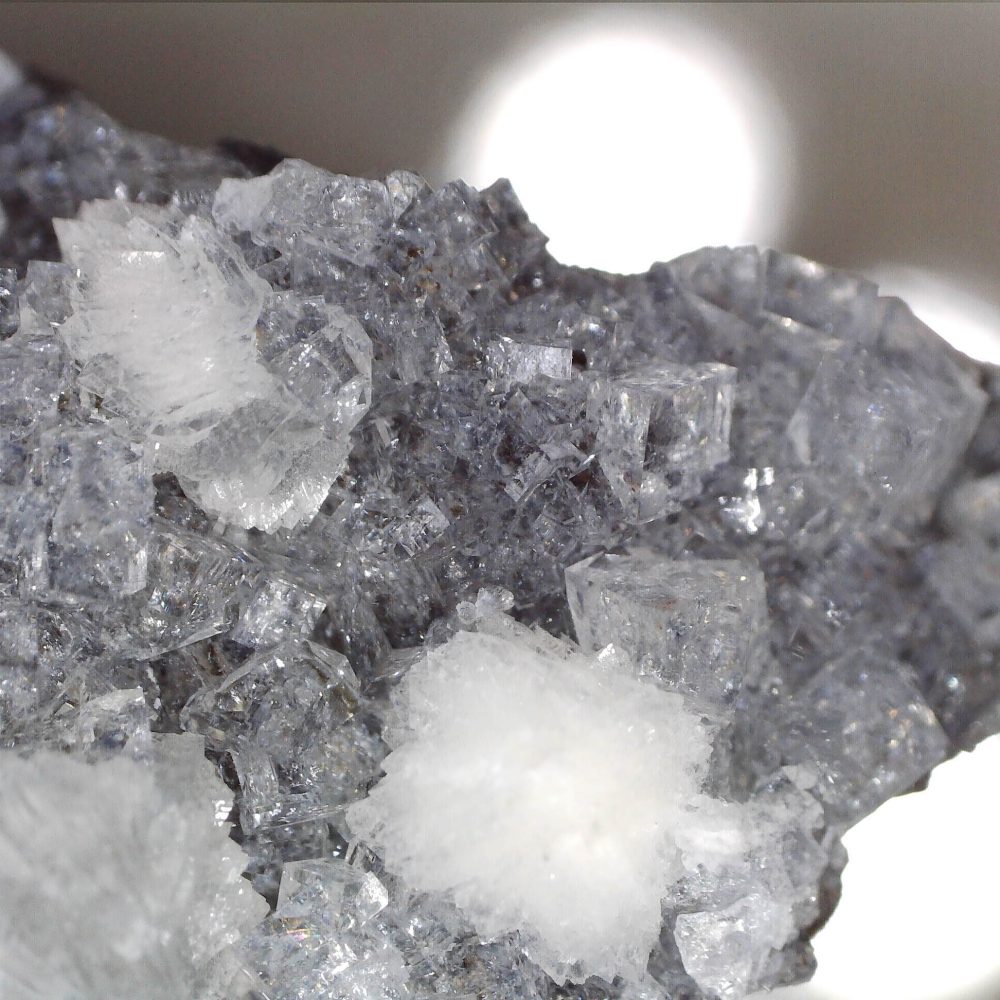 chabazite ca and gismondine ca from aranga quarry, new zealand