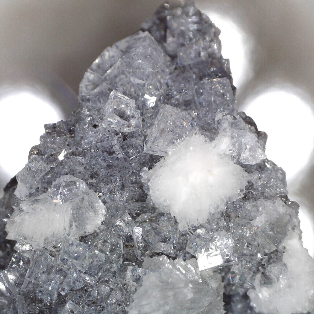 chabazite ca and gismondine ca from aranga quarry, new zealand