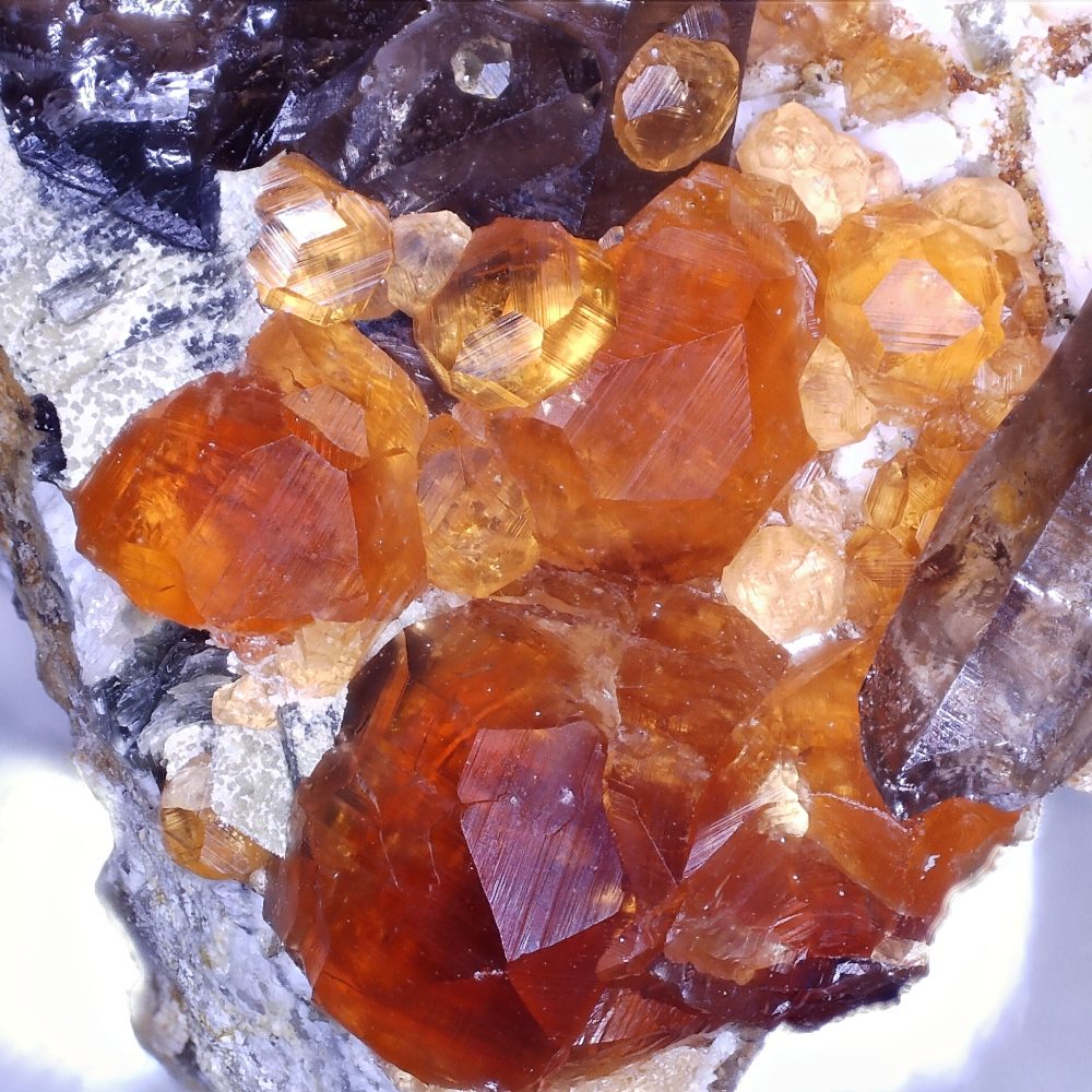 spessartine and smoky quartz from tongbei, china