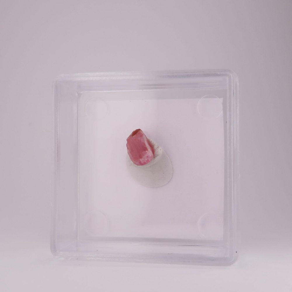 spinel from an phú, vietnam