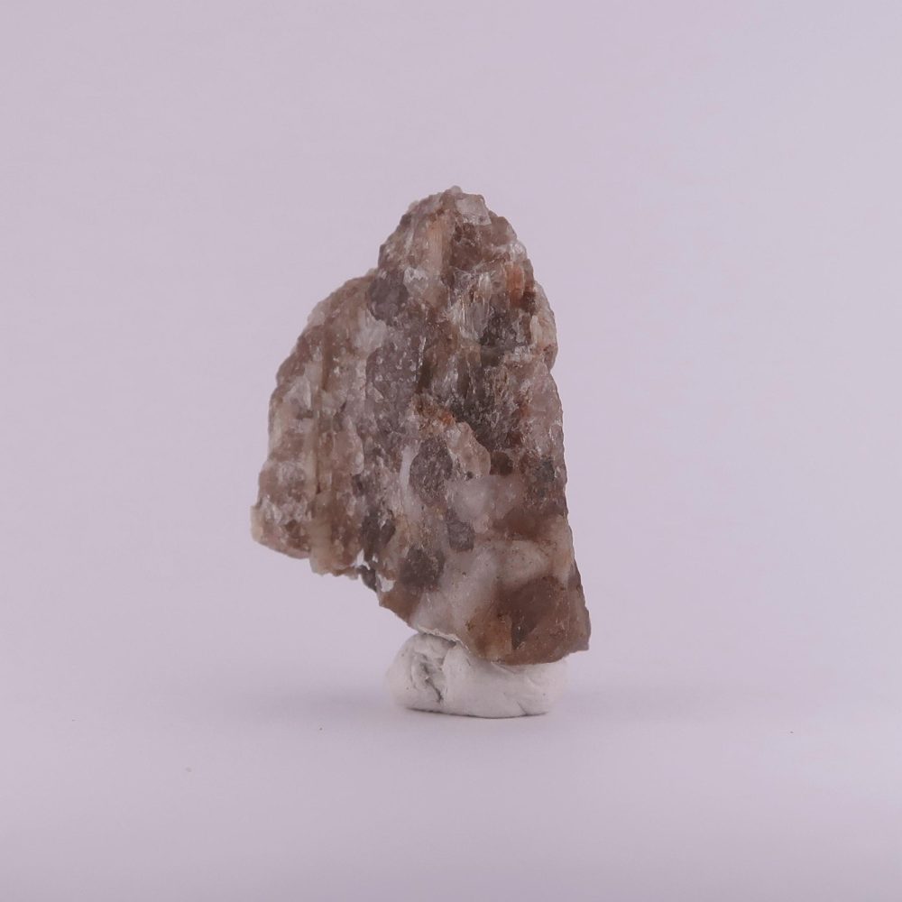spodumene from lovozero massif, russia