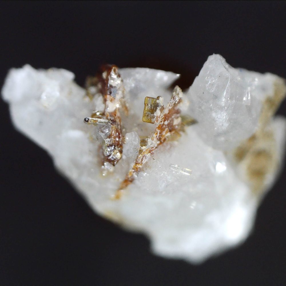 brookite from manod quarry, wales 9