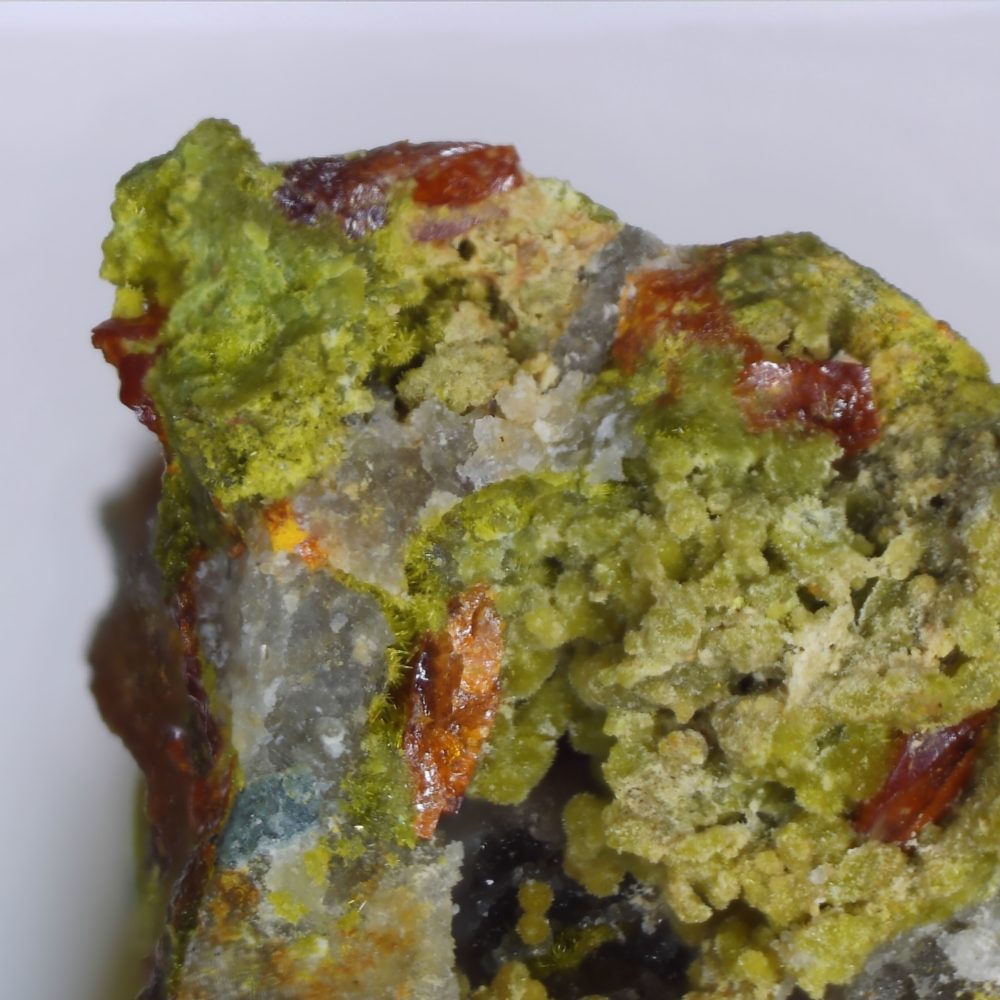 crocoite and pyromorphite from nontron, france