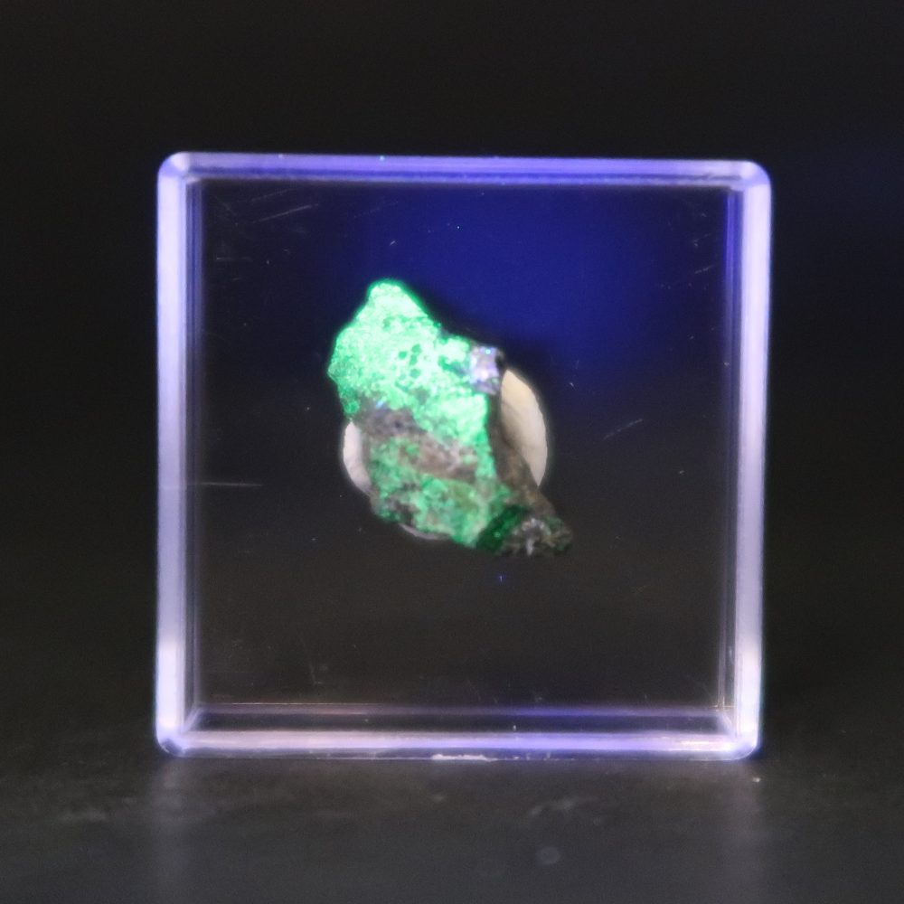 loellingite from sterling mine, usa