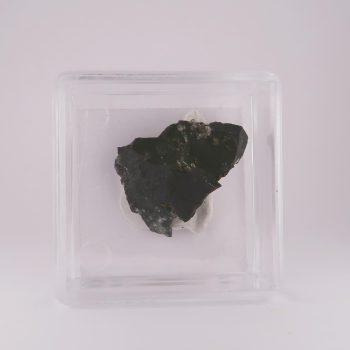 olivine in basalt from mýrdalsjökull, iceland