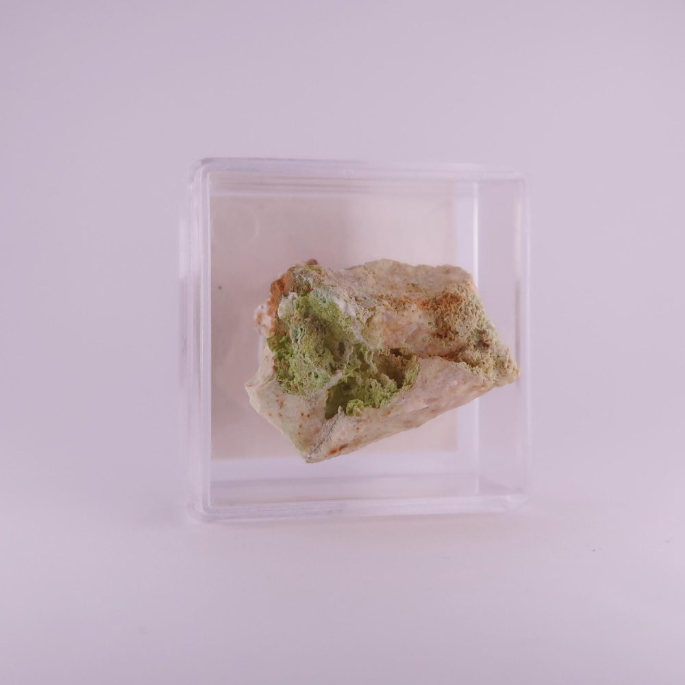 pyromorphite from pike lane opencut, derbyshire