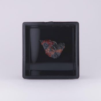 tephroite and zincite from sterling mine, usa