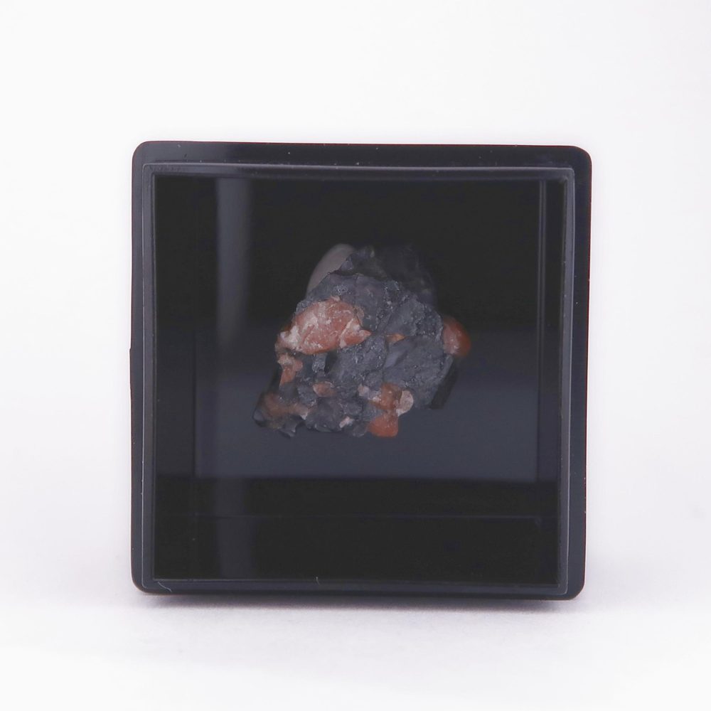 willemite in franklinite from sterling mine, usa