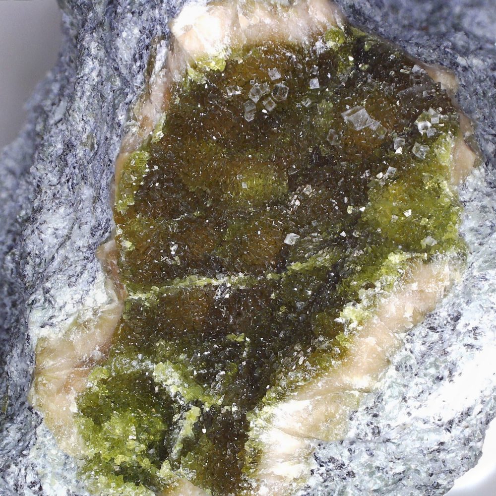 chabazite and epidote from sligachan quarry, scotland